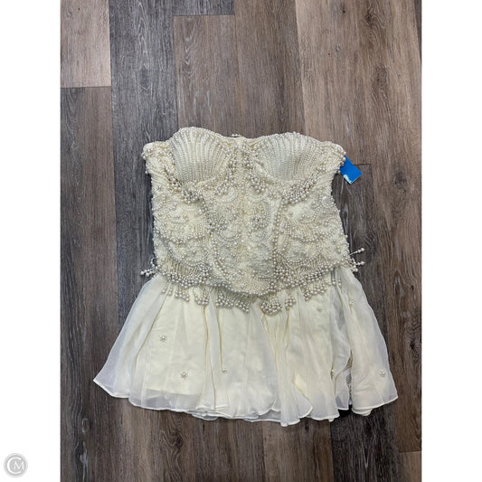 Dress Party Short By Asos In Cream, Size: 14