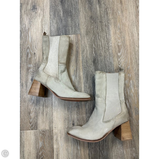 Boots Ankle Heels By Diba In Green, Size: 9.5