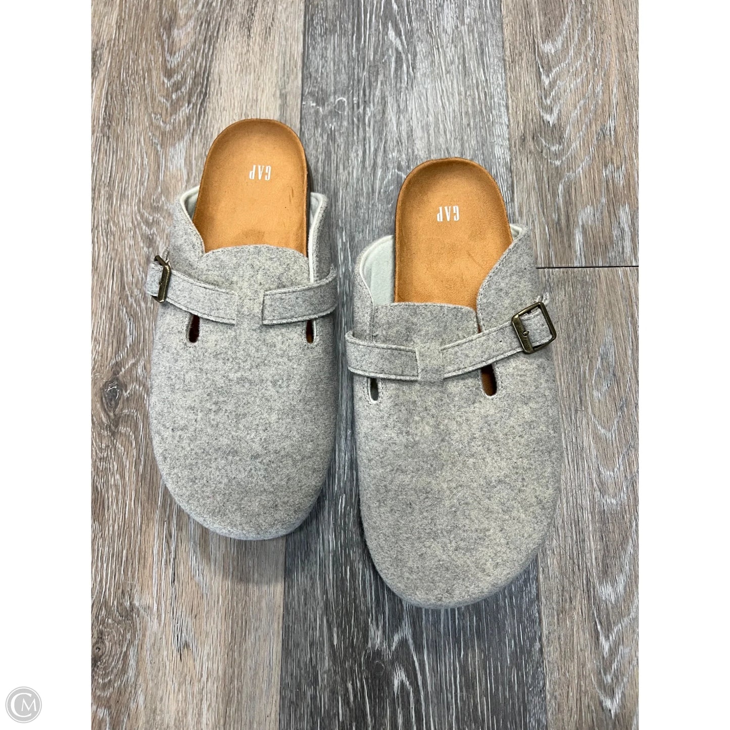 Shoes Flats By Gap In Grey, Size: 10