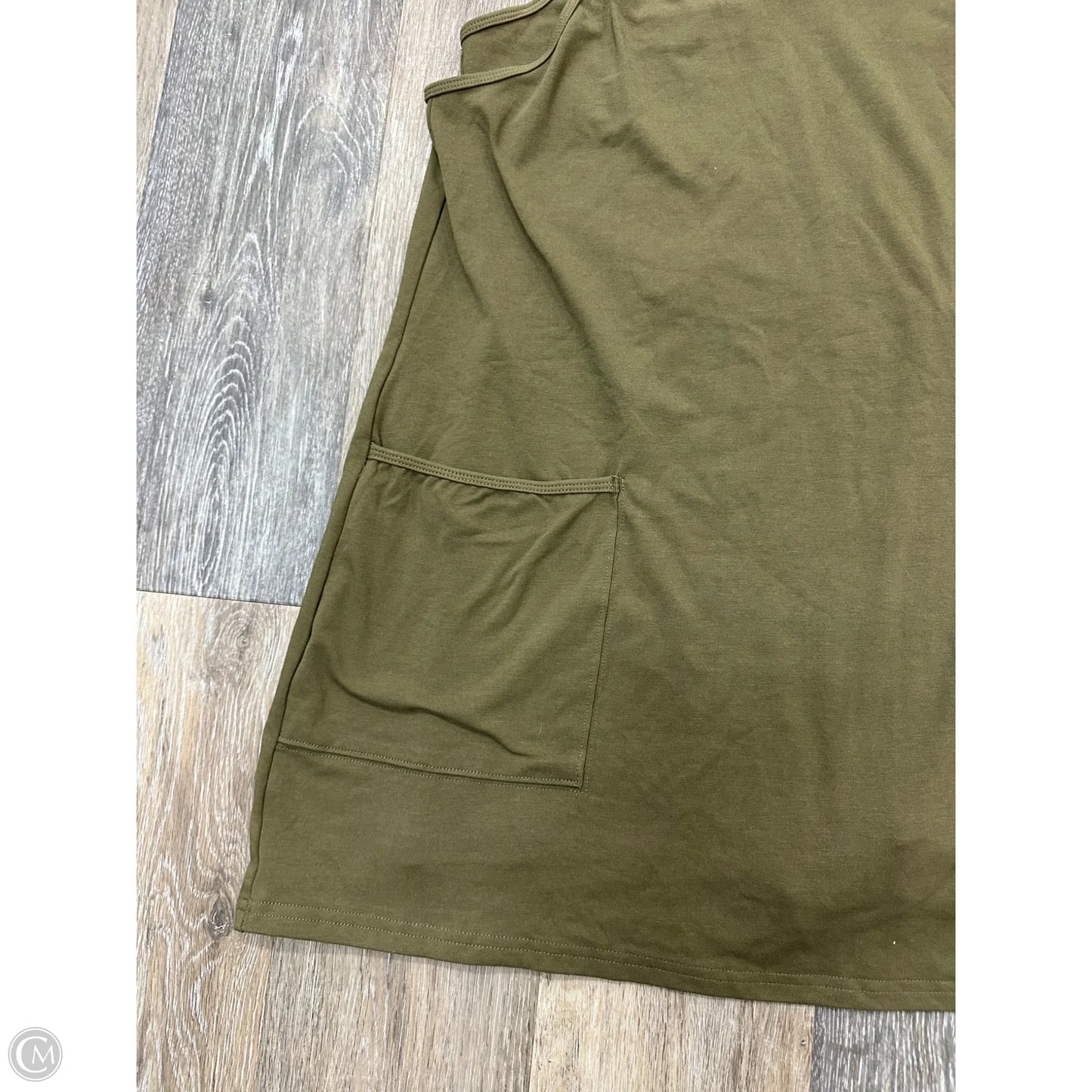 Dress Casual Short By Clothes Mentor In Green, Size: M