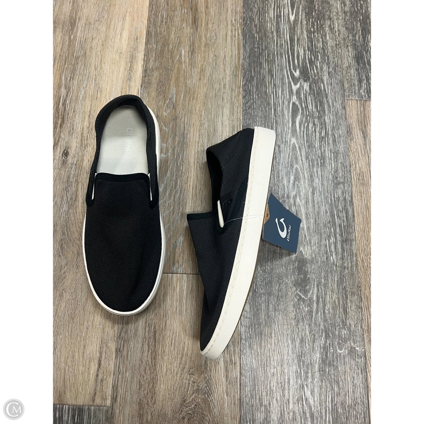 Shoes Flats By Olukai In Black, Size: 10