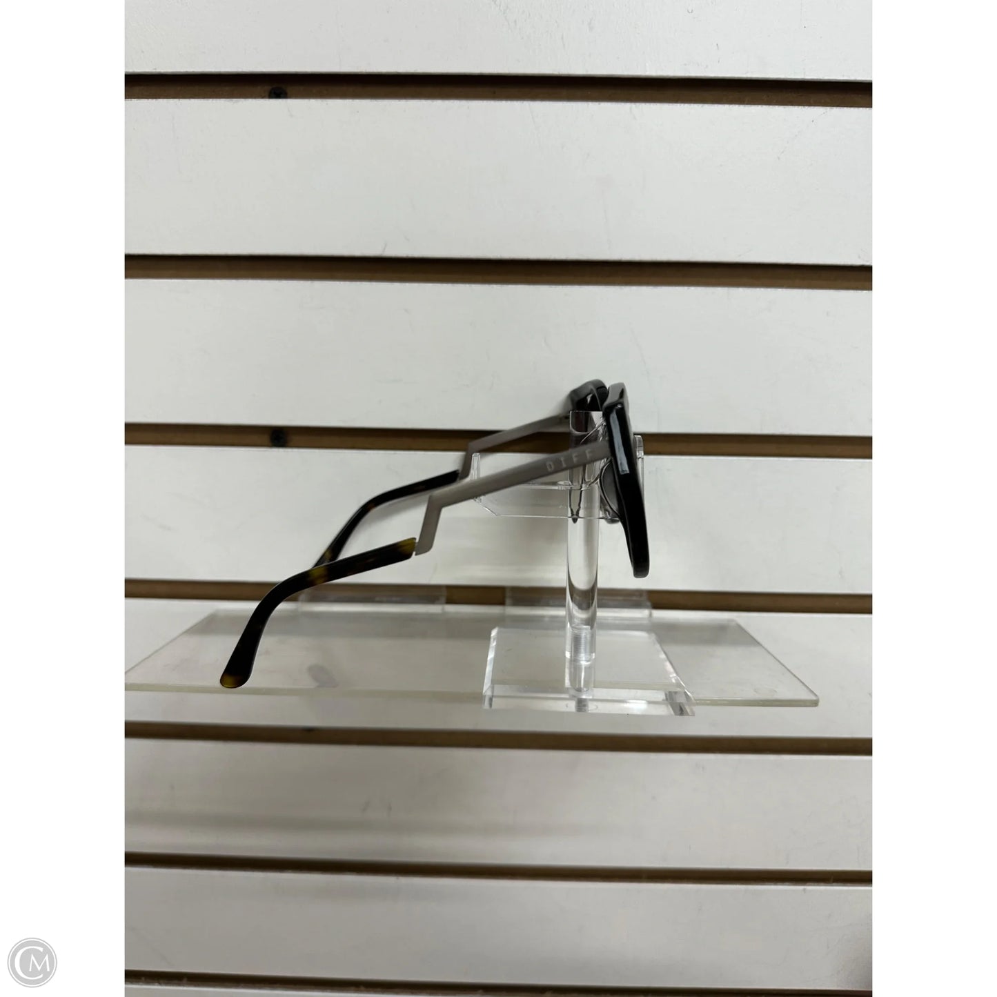Sunglasses By Diff, Size: