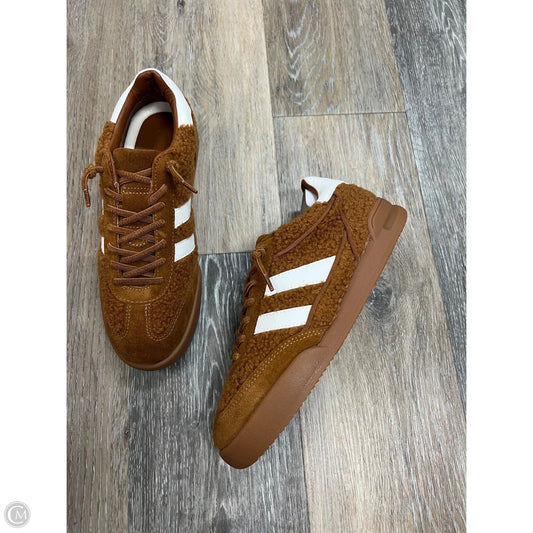 Shoes Sneakers By Steve Madden In Brown, Size: 7.5