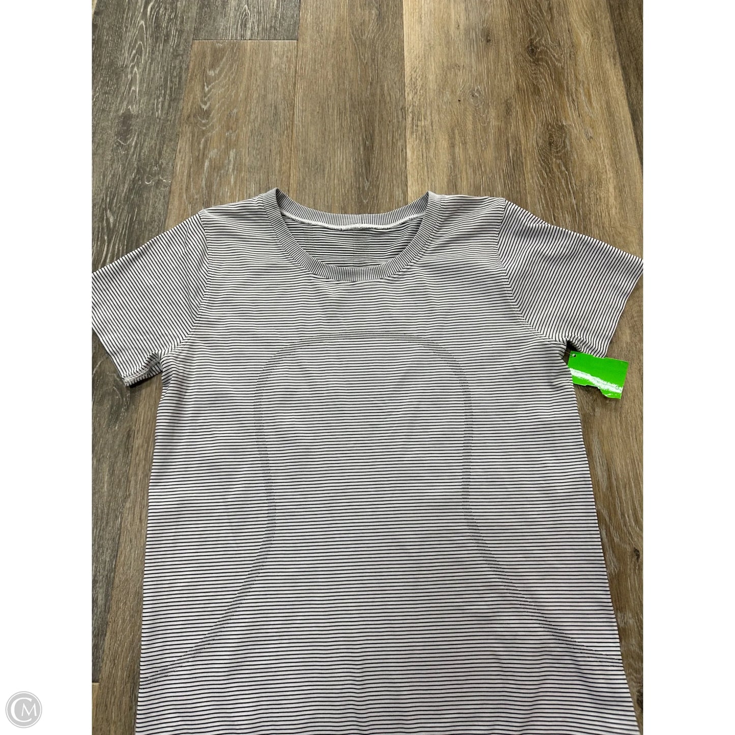 Athletic Top Short Sleeve By Lululemon In Striped Pattern, Size: M