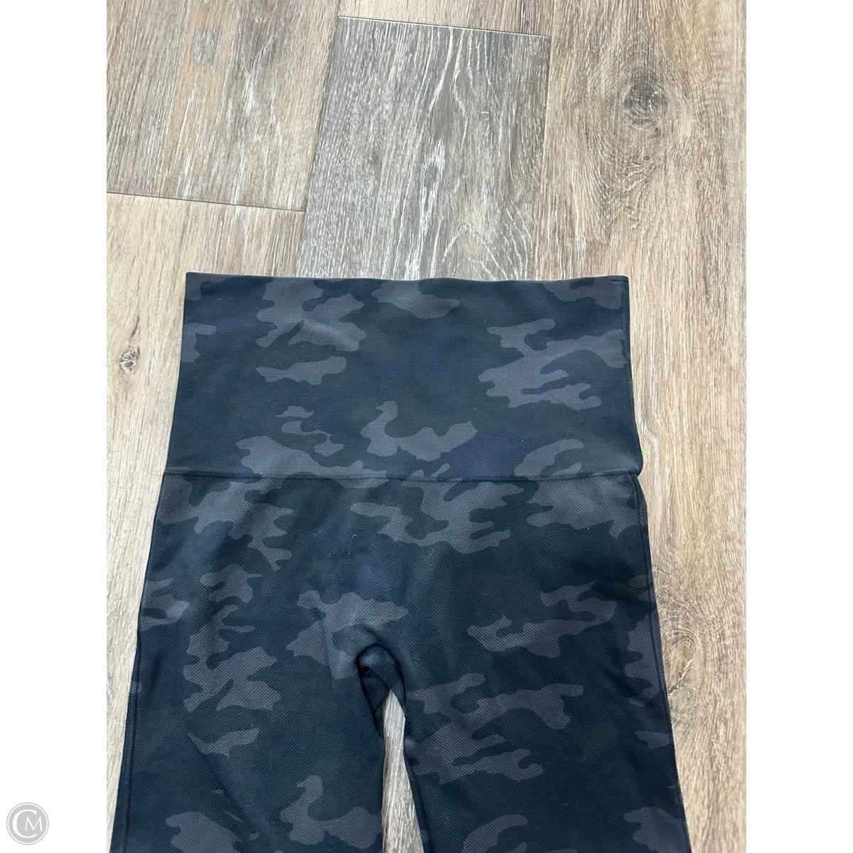 Athletic Shorts By Spanx In Grey, Size: Xs