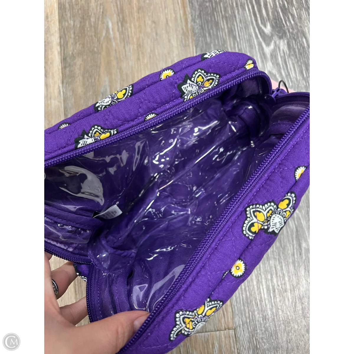 Makeup Bag By Vera Bradley, Size: Medium
