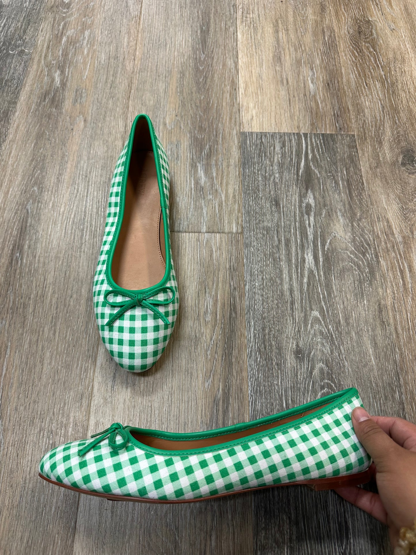 Shoes Flats By J. Crew In Green, Size: 10