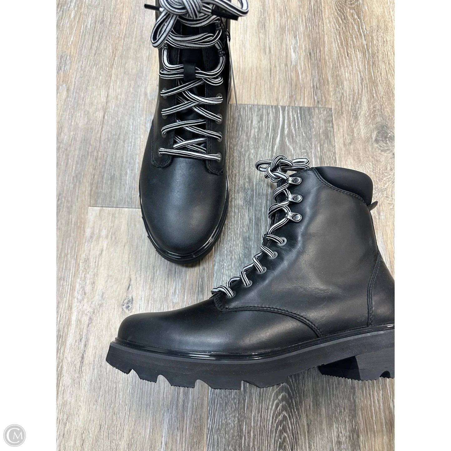 Boots Ankle Flats By Sorel In Black, Size: 10