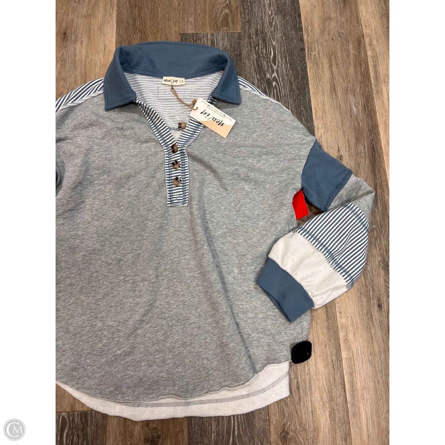 Top Long Sleeve By New In In Grey, Size: L