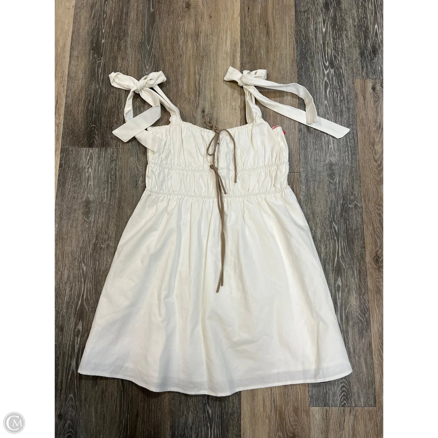 Dress Casual Short By American Threads In White, Size: M