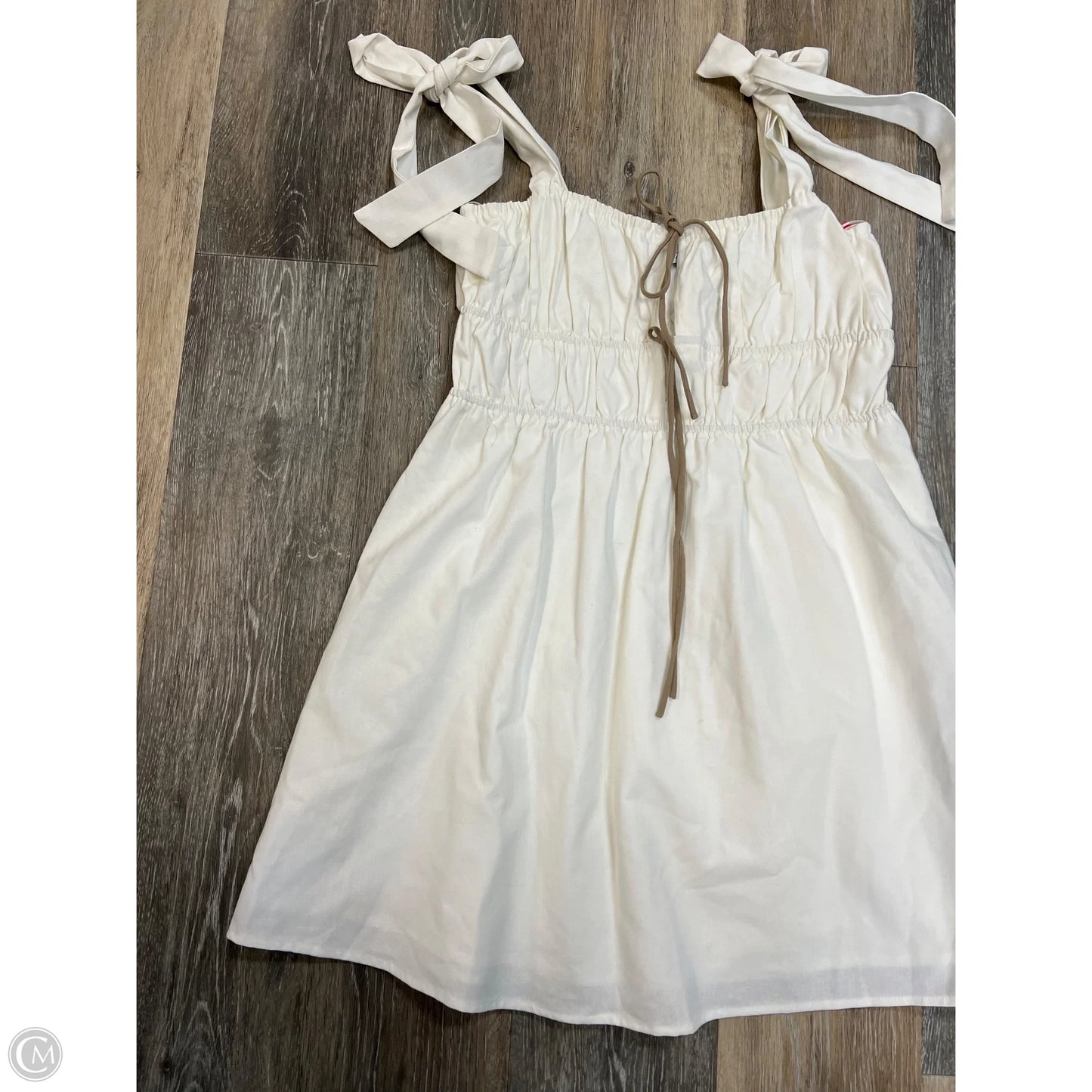 Dress Casual Short By American Threads In White, Size: M