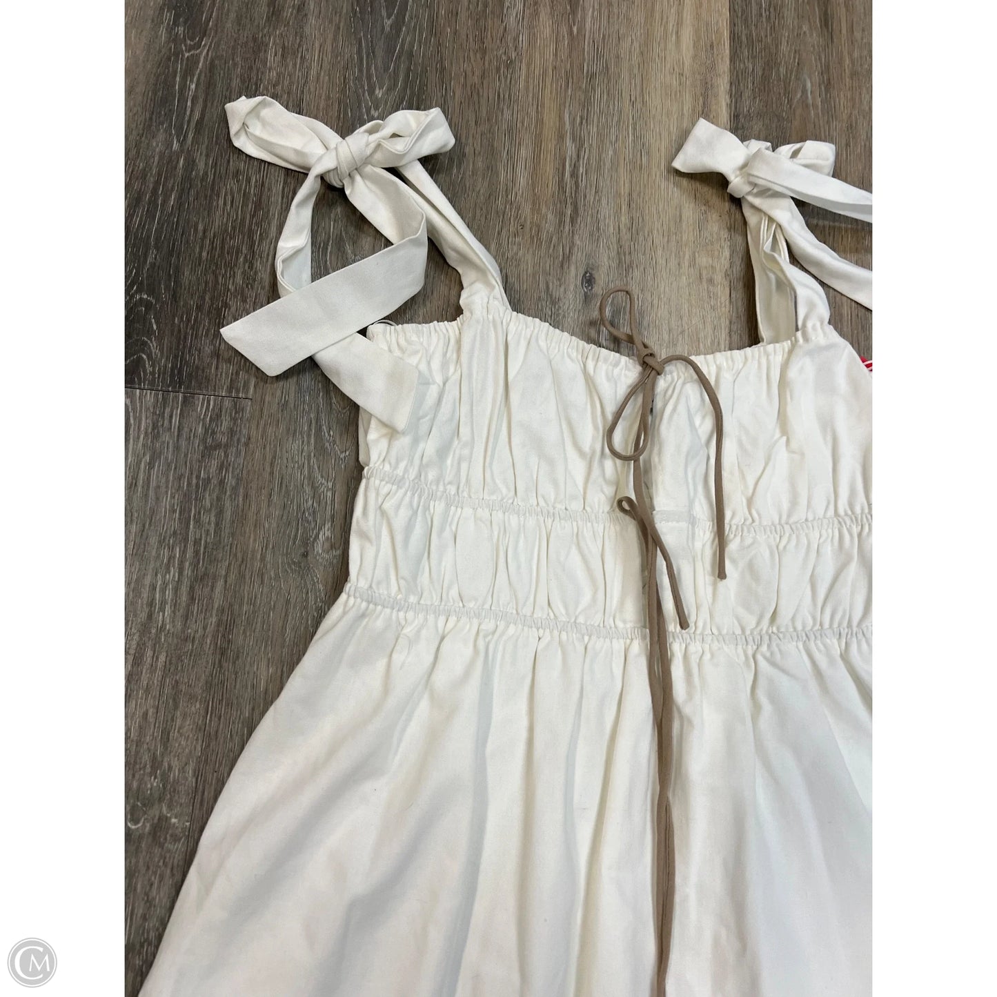 Dress Casual Short By American Threads In White, Size: M