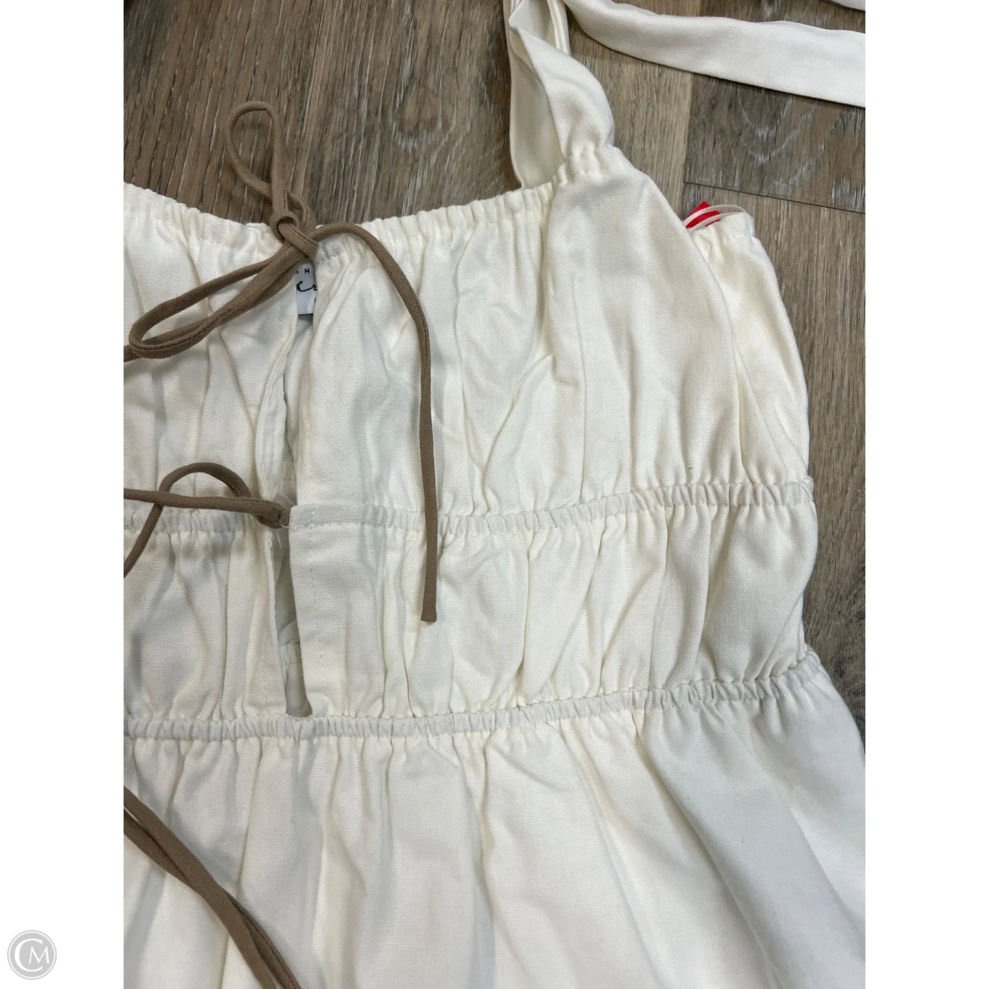 Dress Casual Short By American Threads In White, Size: M