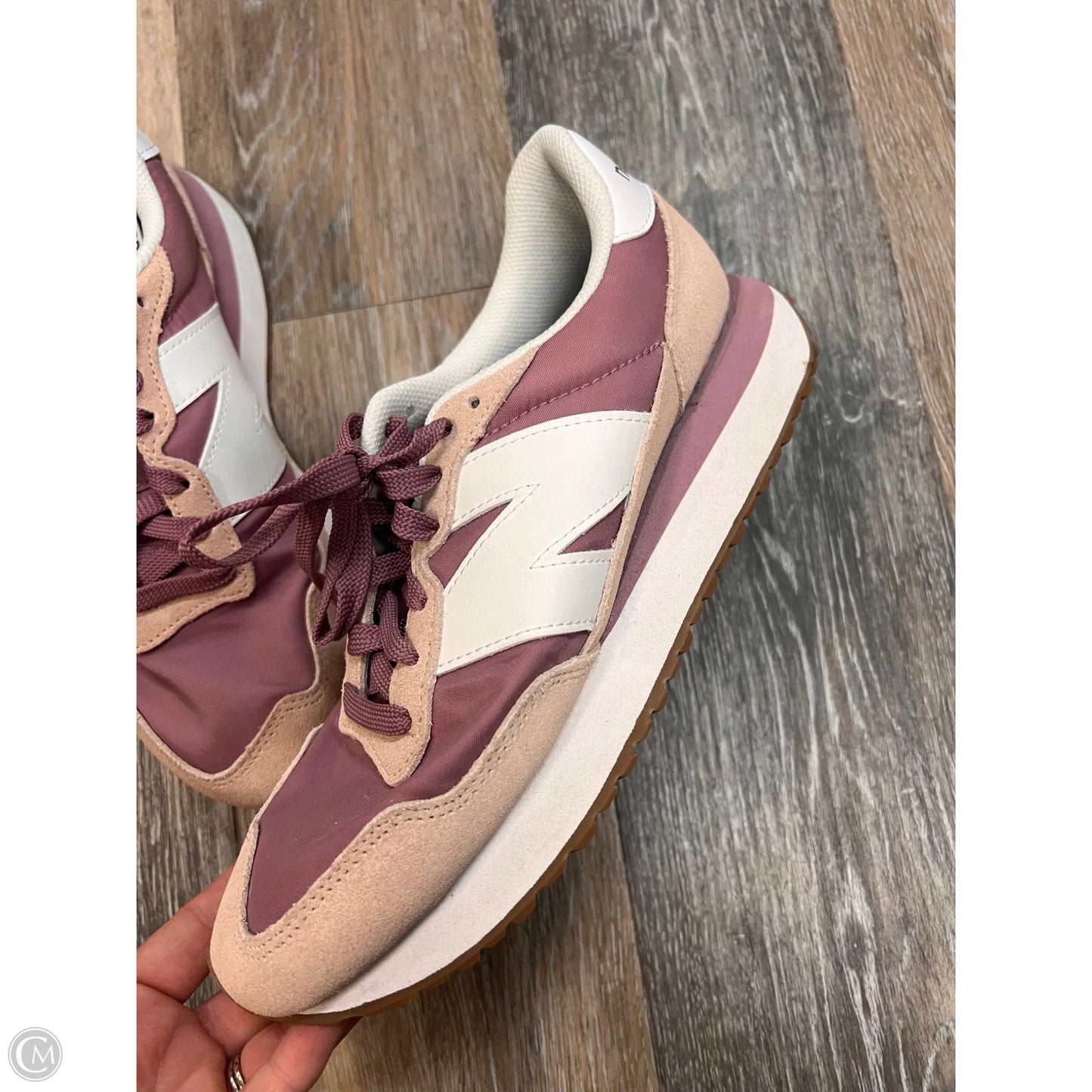 Shoes Athletic By New Balance In Purple, Size: 9.5