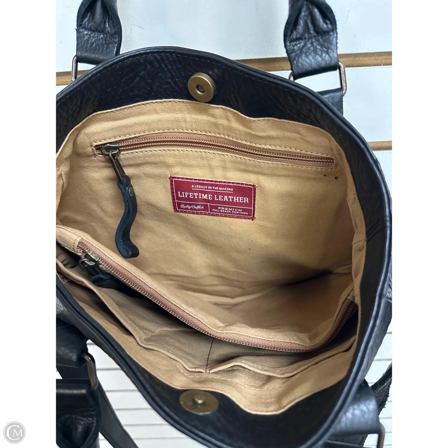 Handbag Leather By Duluth Trading, Size: Medium