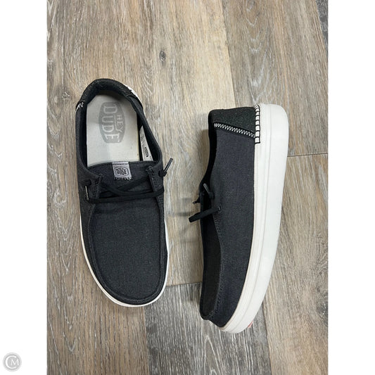 Shoes Flats By Hey Dude In Grey, Size: 9