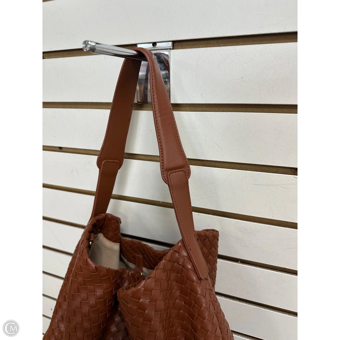 Tote By Clothes Mentor, Size: Large
