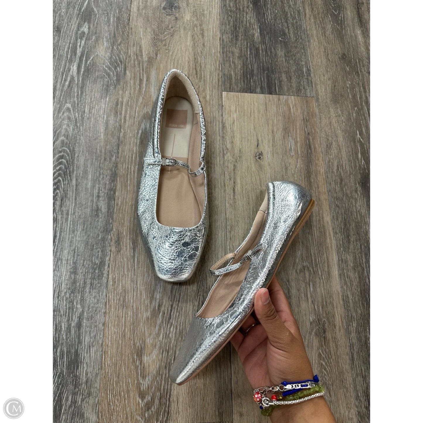 Shoes Flats By Dolce Vita In Silver, Size: 9.5
