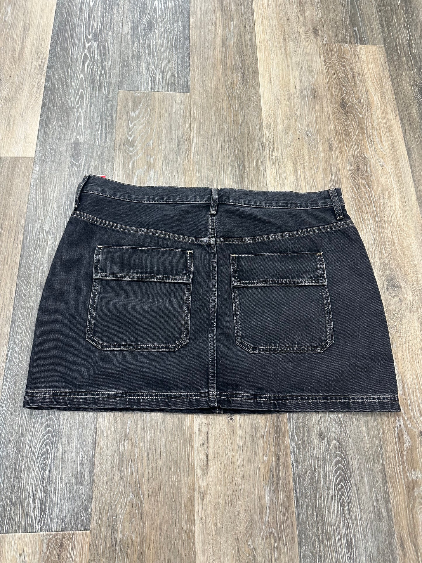 Black Denim Skirt Mini & Short Madewell, Size 14