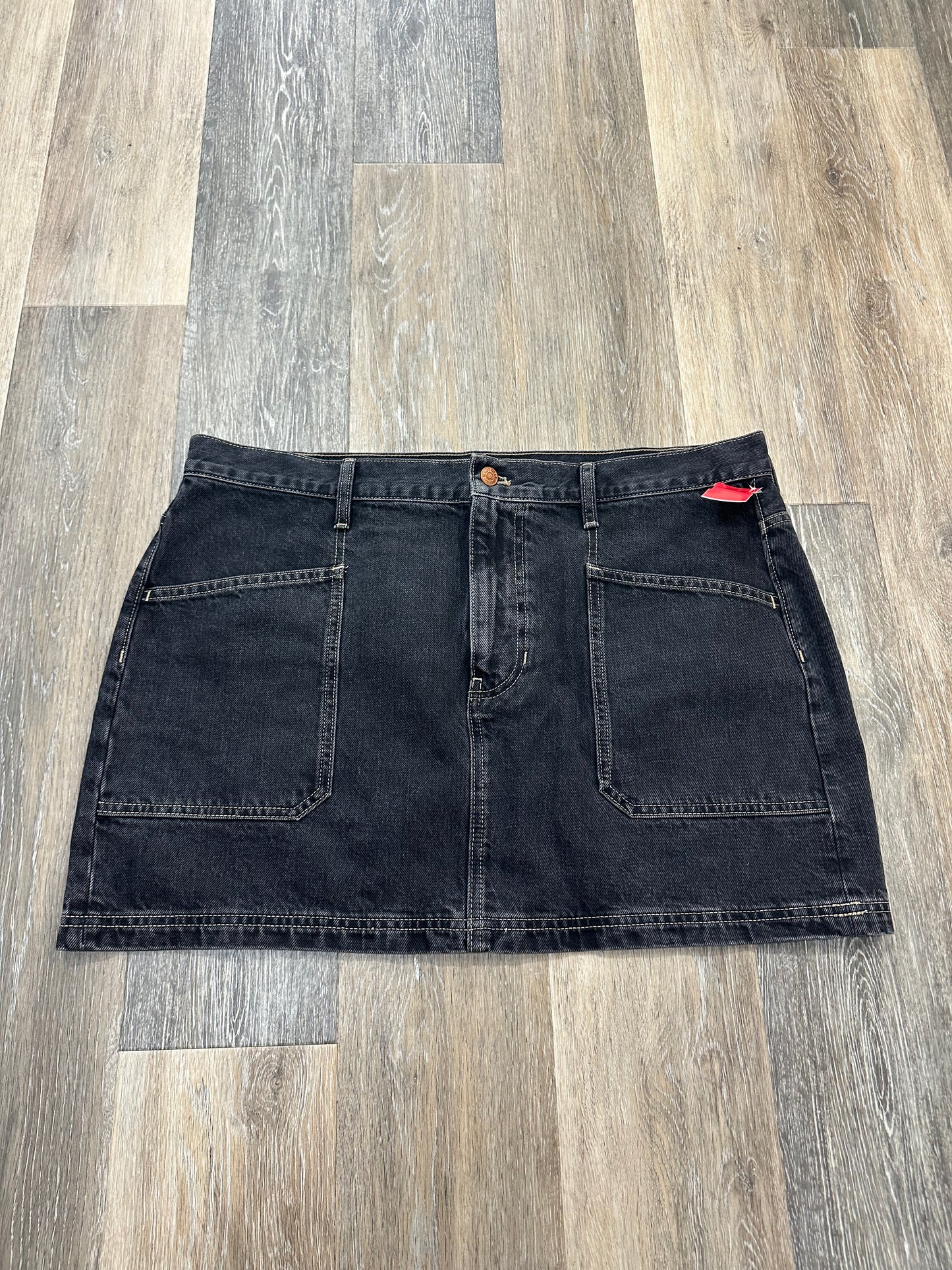 Black Denim Skirt Mini & Short Madewell, Size 14