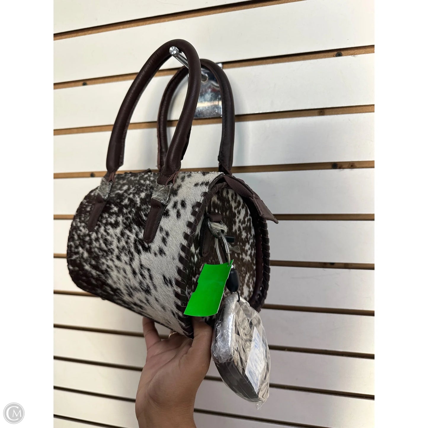Handbag Leather By Cmc, Size: Medium