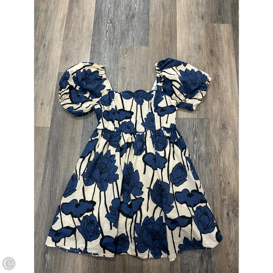 Dress Casual Short By Entro In Floral Print, Size: L
