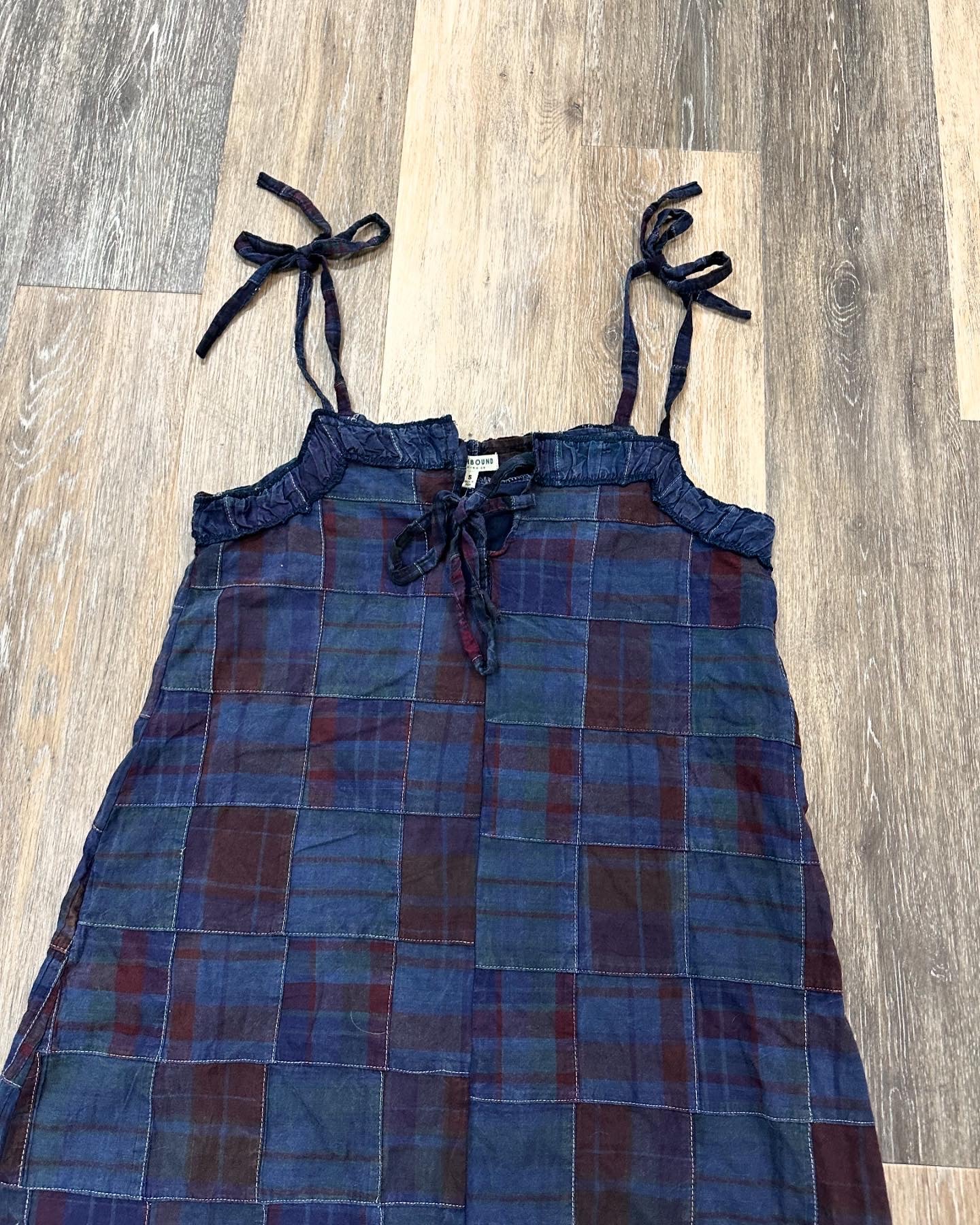 Dress Casual Short By Earthbound In Plaid Pattern, Size: S