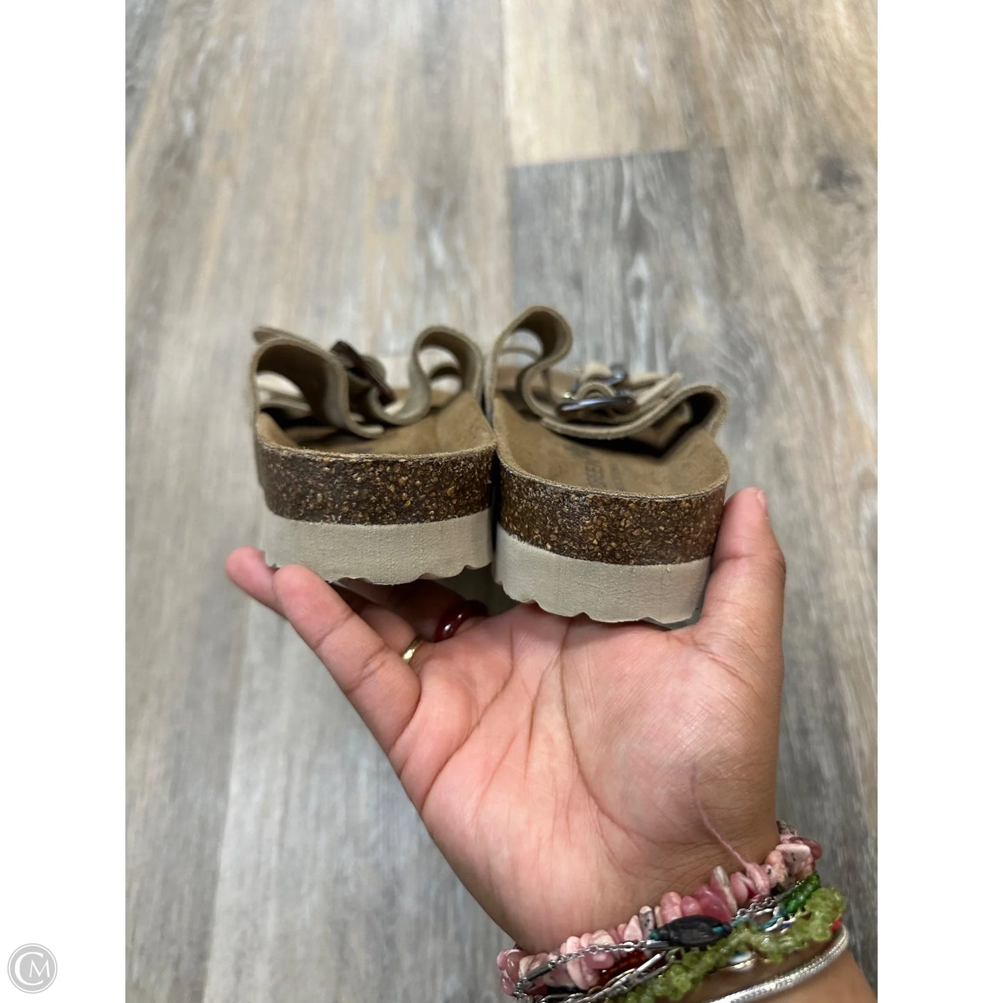 Sandals Flats By Bio Green In Tan, Size: 9