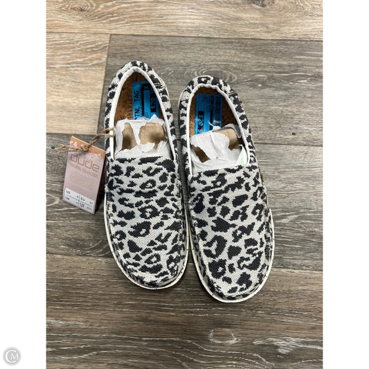 Shoes Flats By Hey Dude In Animal Print, Size: 6