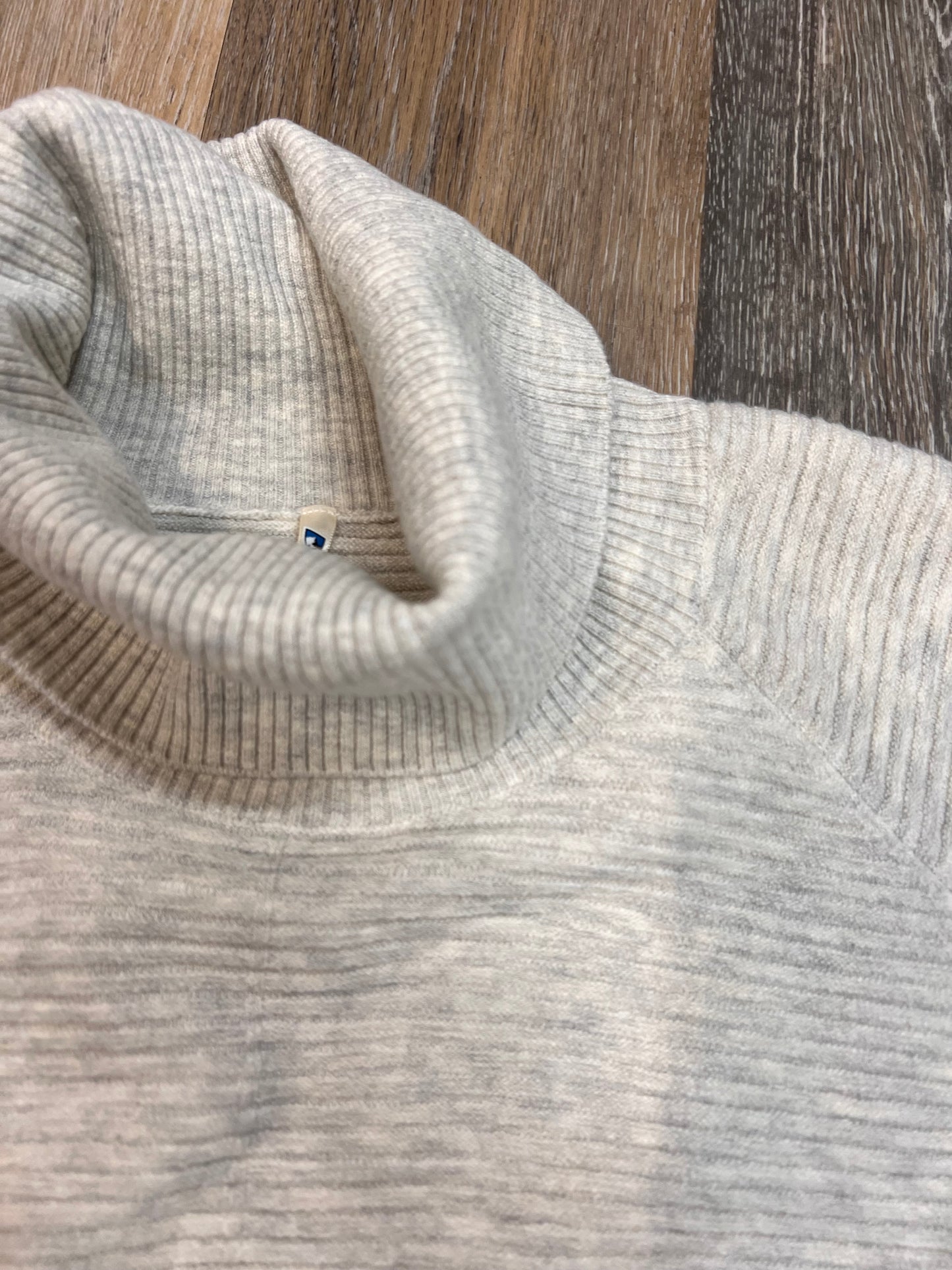 Sweatshirt Crewneck By Kuhl In Grey, Size: Xl