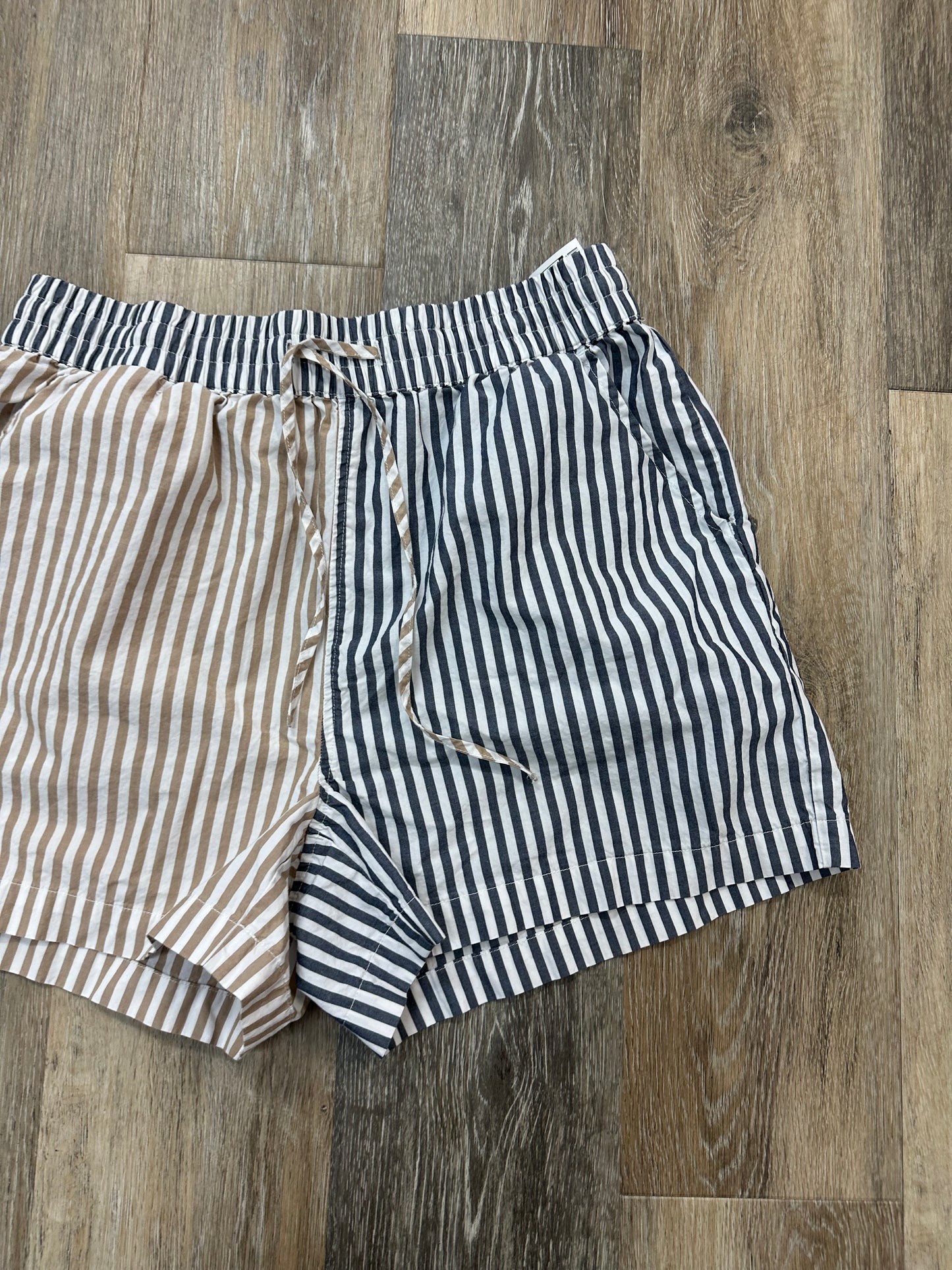 Shorts By Brixton In Striped Pattern, Size: L