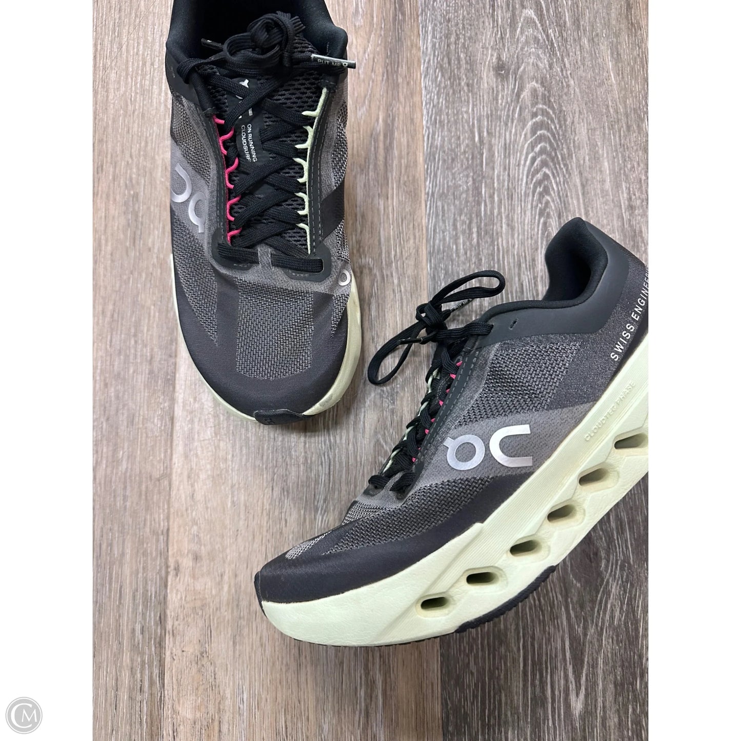 Shoes Athletic By On Cloud In Black & Green, Size: 8