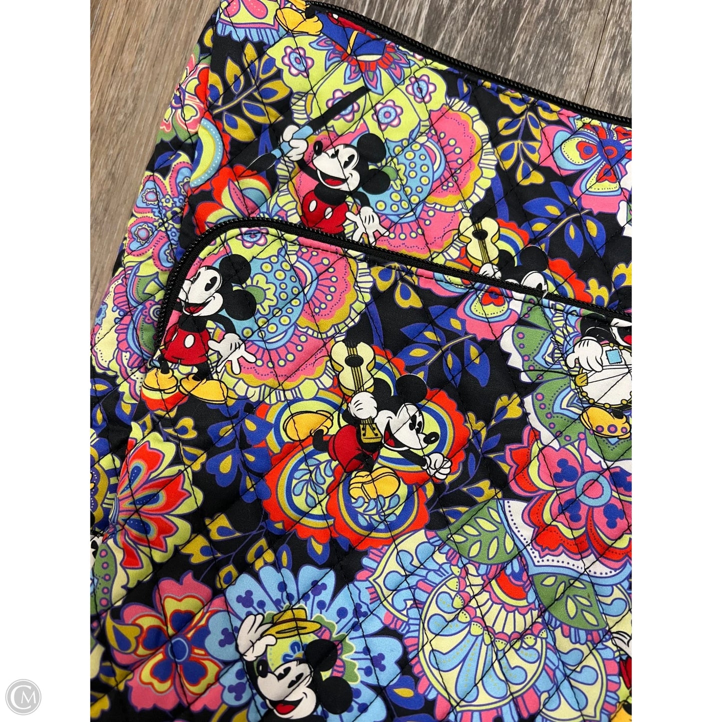Handbag By Vera Bradley, Size: Small