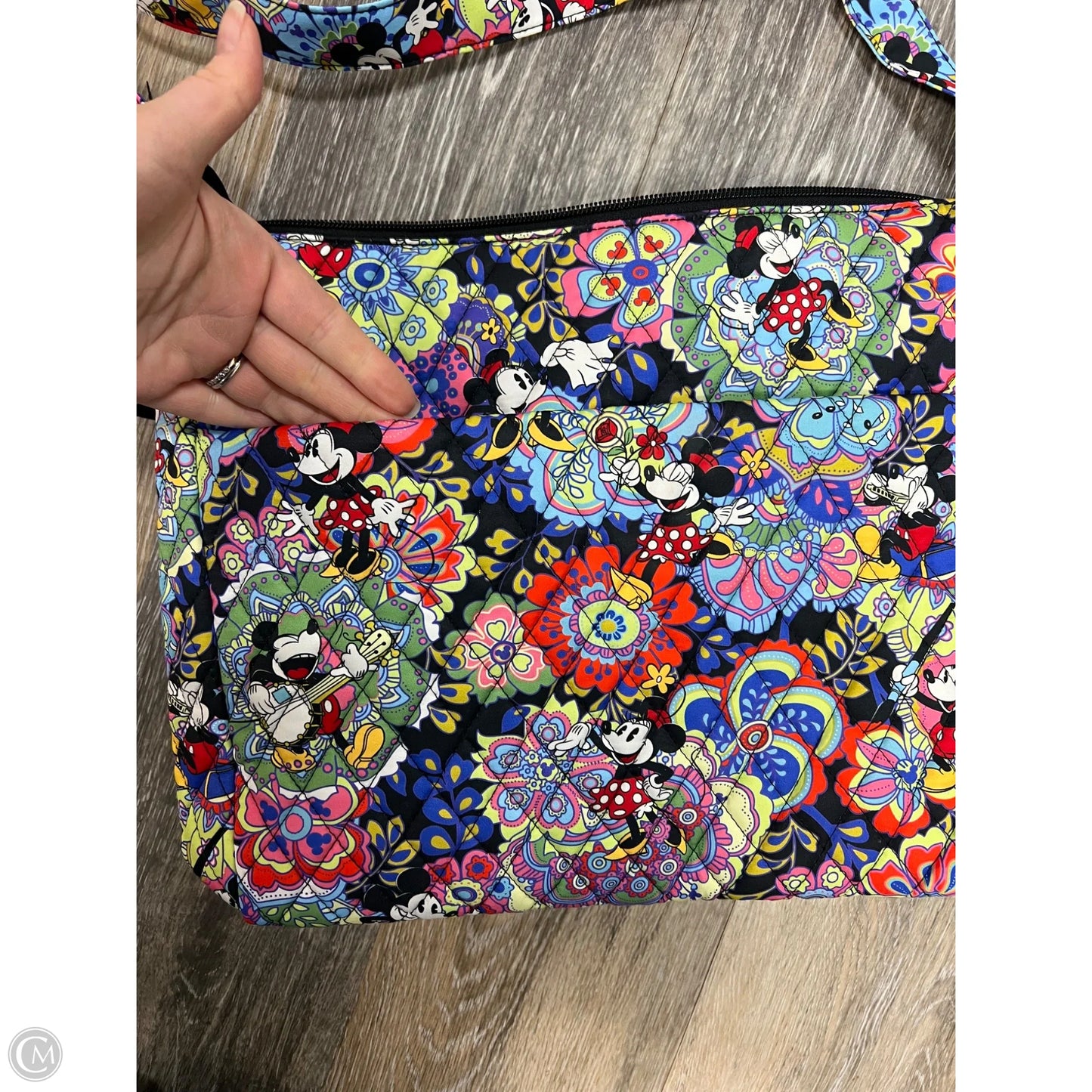 Handbag By Vera Bradley, Size: Small