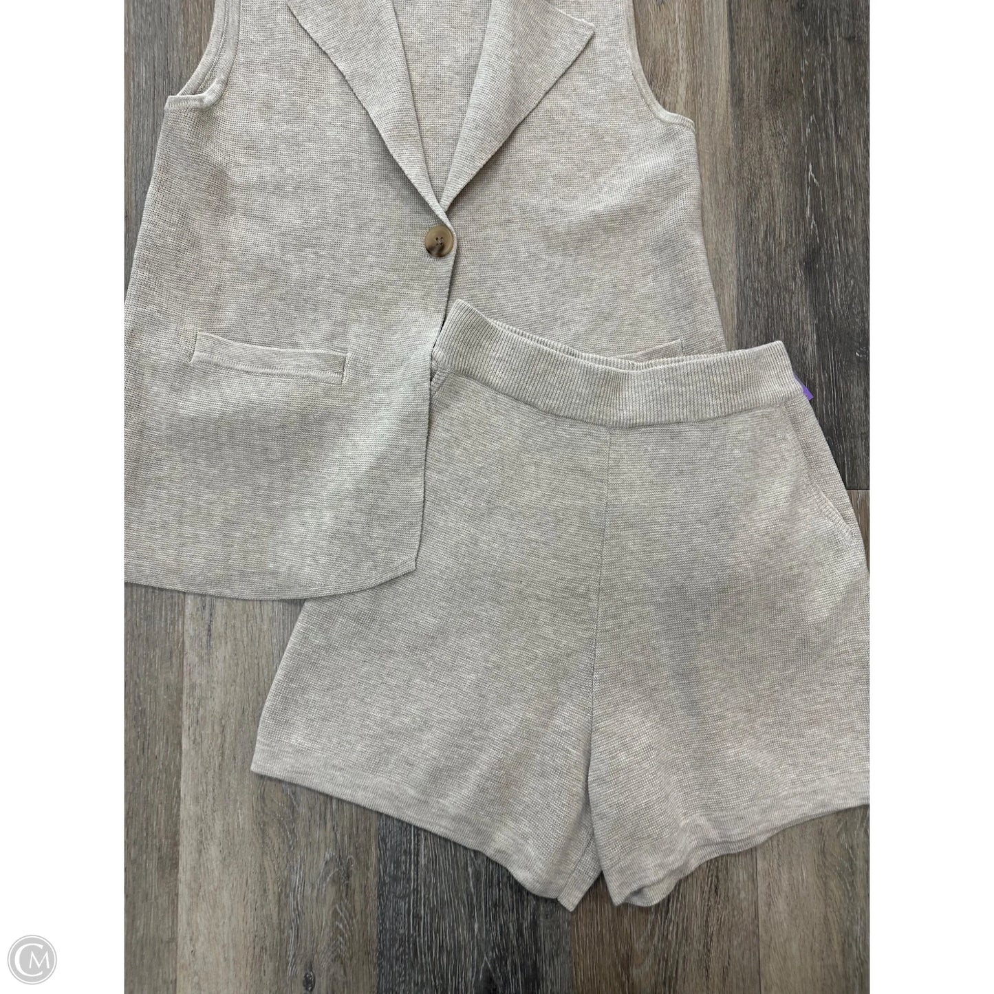 -Shorts Set By Crescent In Cream, Size: S