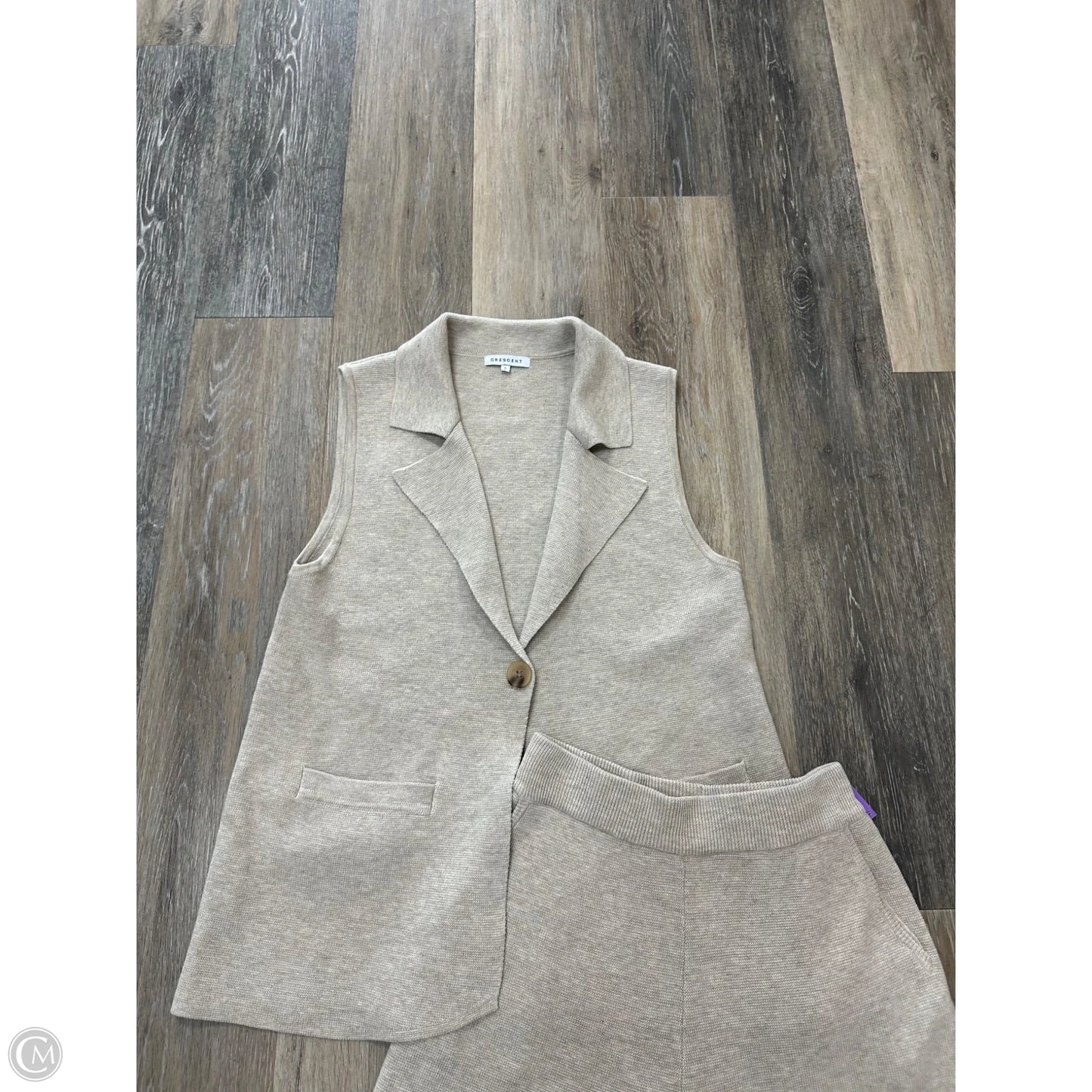 -Shorts Set By Crescent In Cream, Size: S