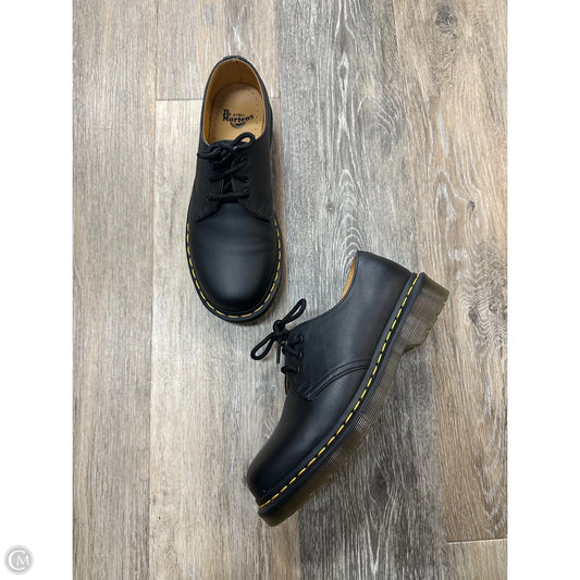 Shoes Flats By Dr Martens In Black, Size: 7
