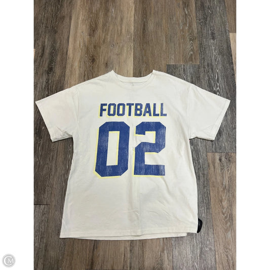 -Top Short Sleeve By Goodie Two Sleeves In White, Size: M