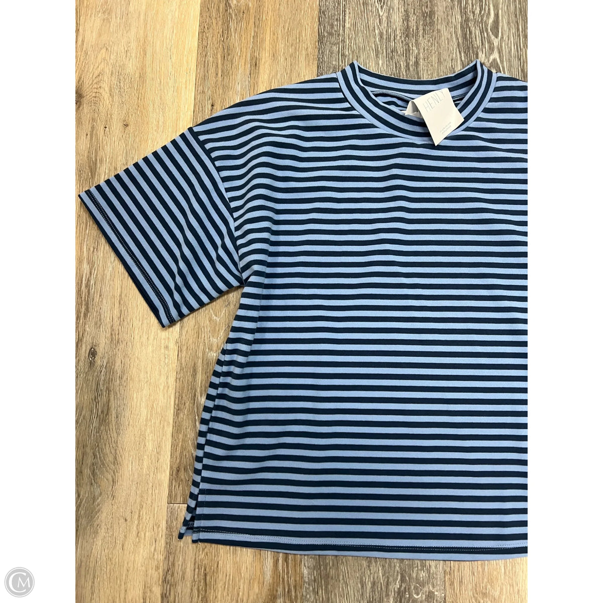 -Top Short Sleeve By Things Between In Blue, Size: M