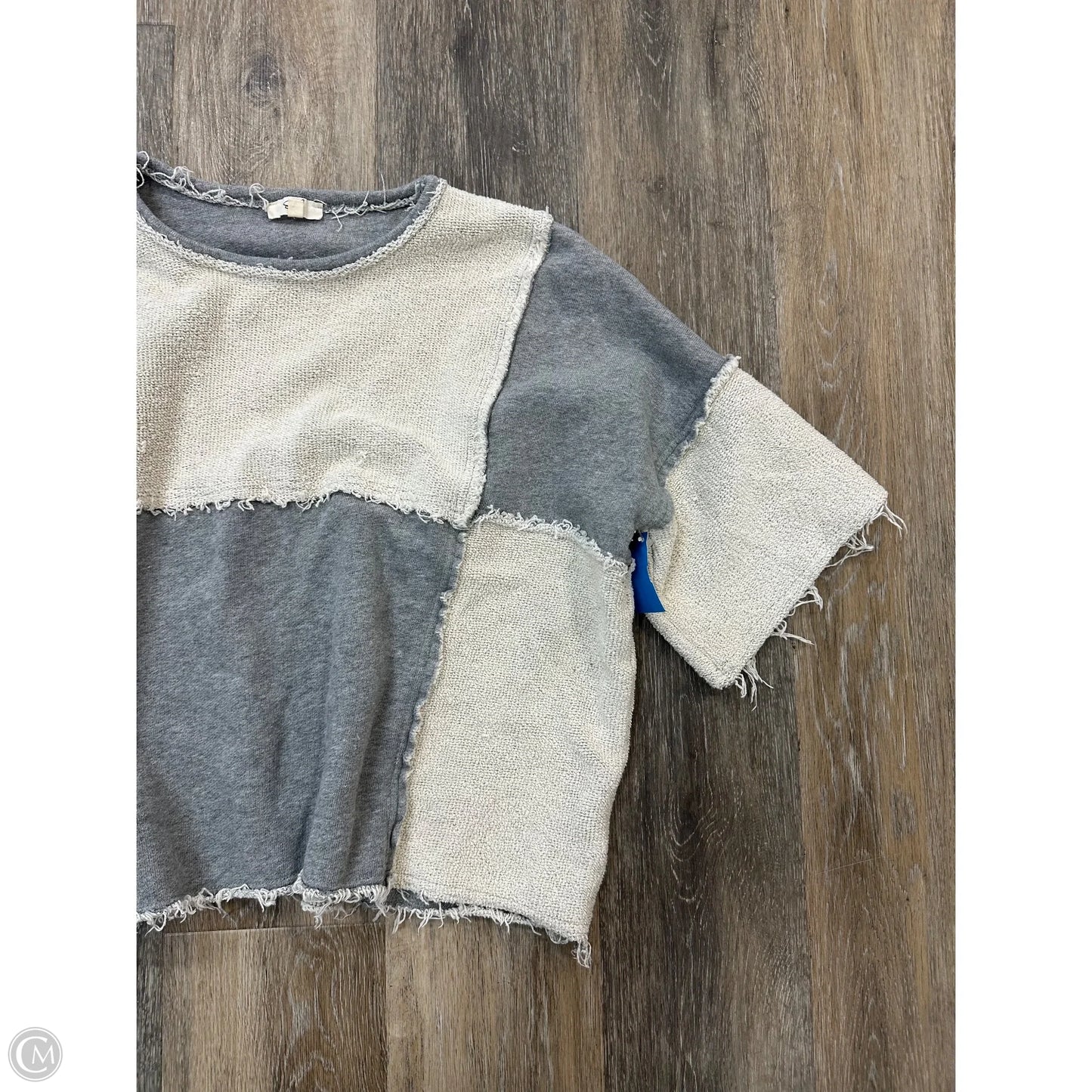 Top Short Sleeve By Easel In Cream & Grey, Size: M