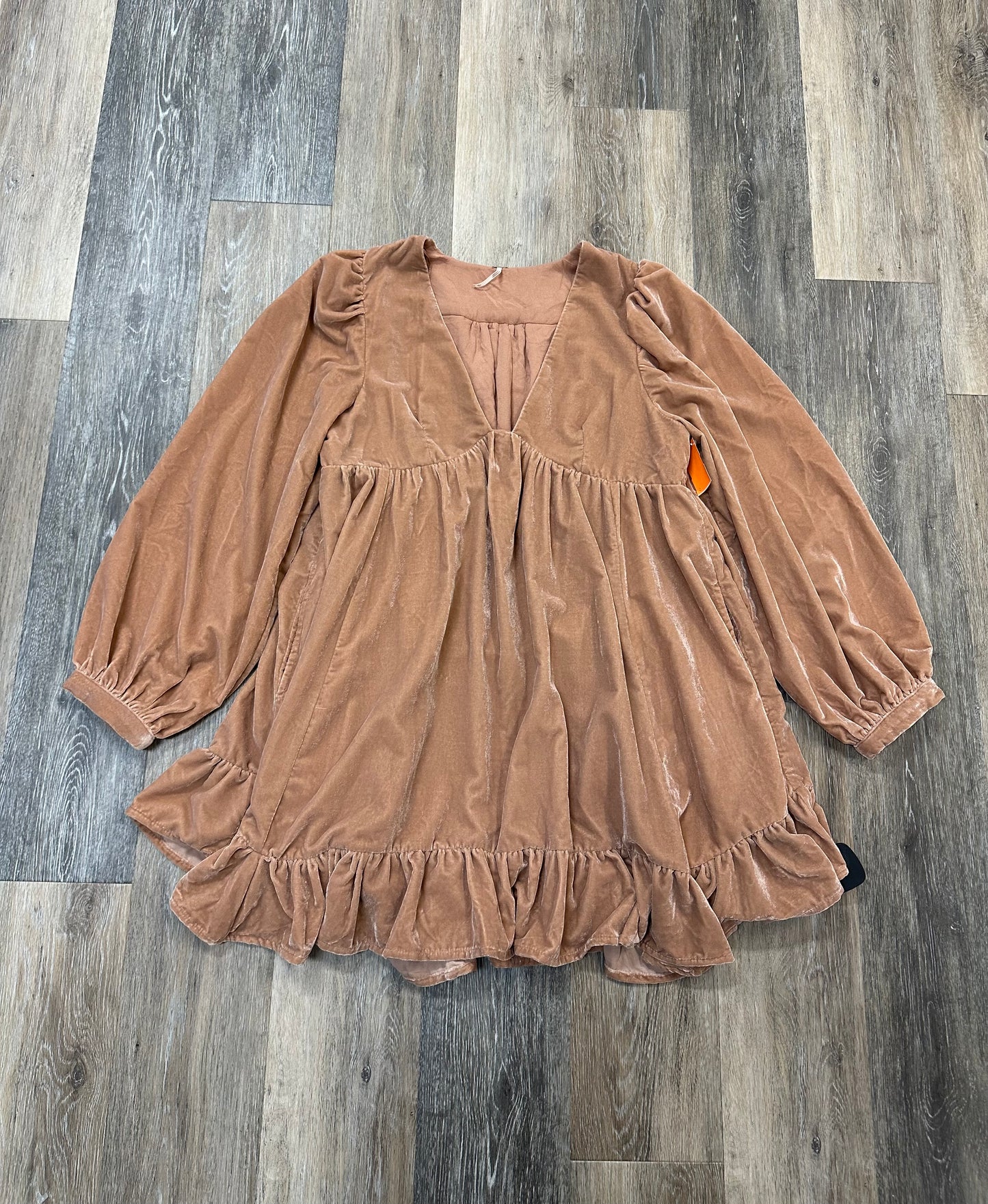 Dress Casual Short By Free People In Peach, Size: S