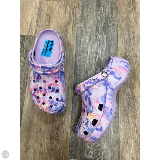 Shoes Heels Platform By Crocs In Tie Dye Print, Size: 8