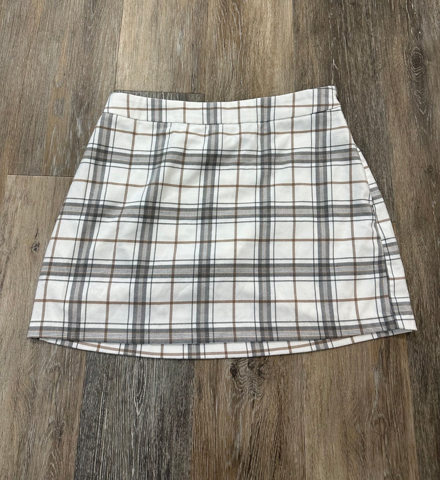 Skirt Mini & Short By Abercrombie And Fitch In Plaid Pattern, Size: M