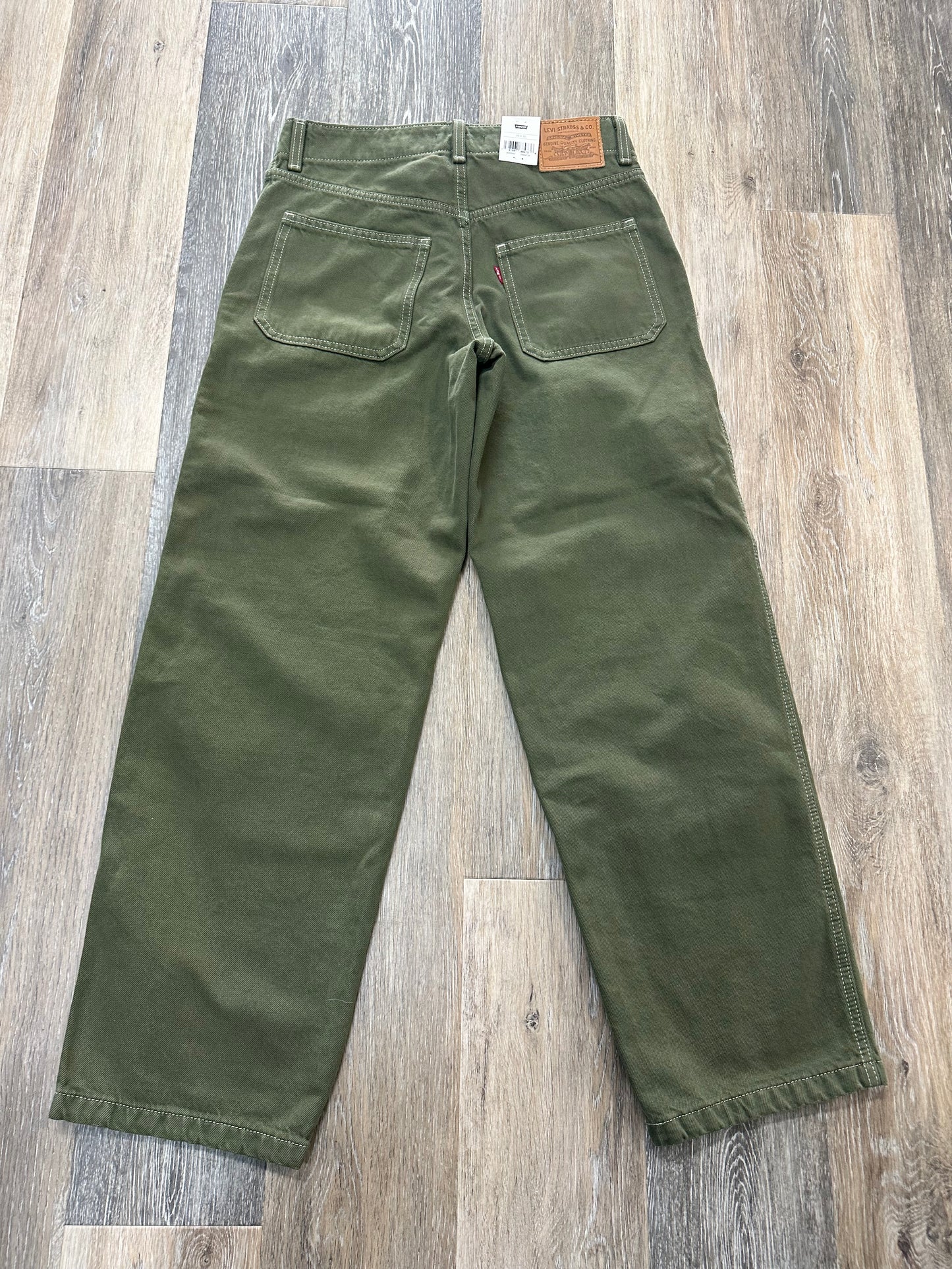 Pants Cargo & Utility By Levis In Green, Size: 2/26