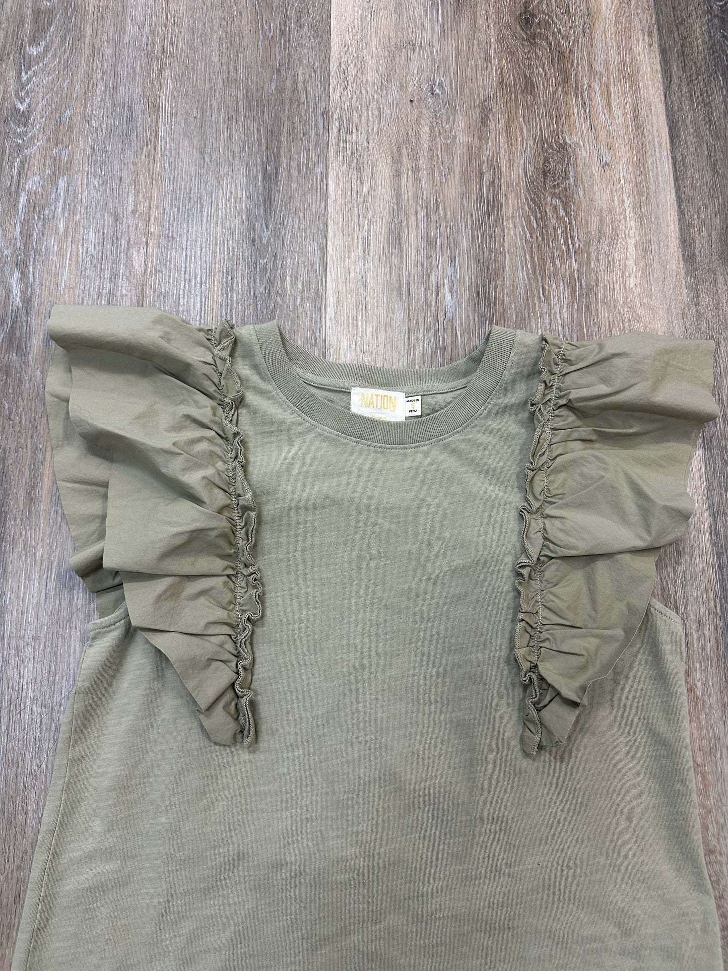 Top Short Sleeve By Nation In Green, Size: S