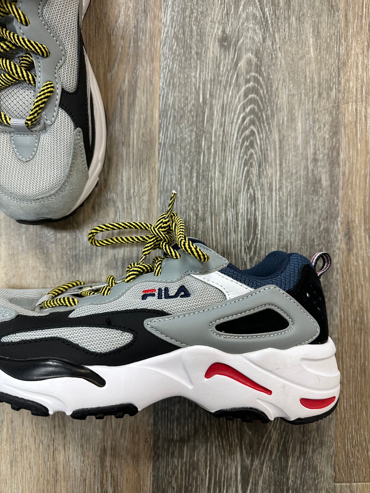 Shoes Athletic By Fila In Grey, Size: 8