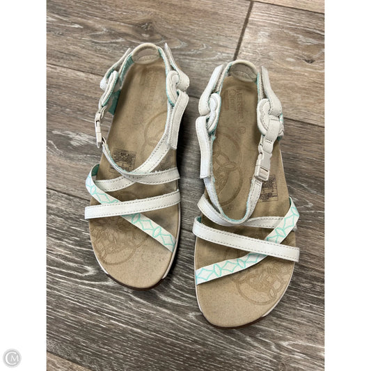 Sandals Flats By Merrell In Cream, Size: 7