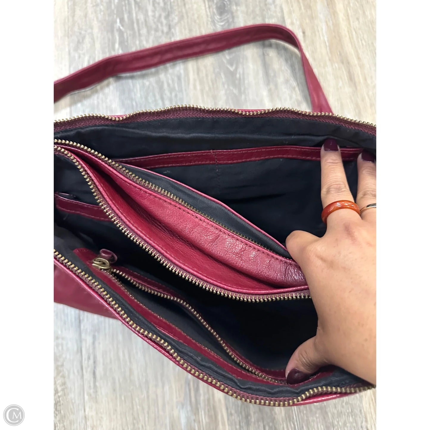 Crossbody Leather By Wanderers, Size: Large