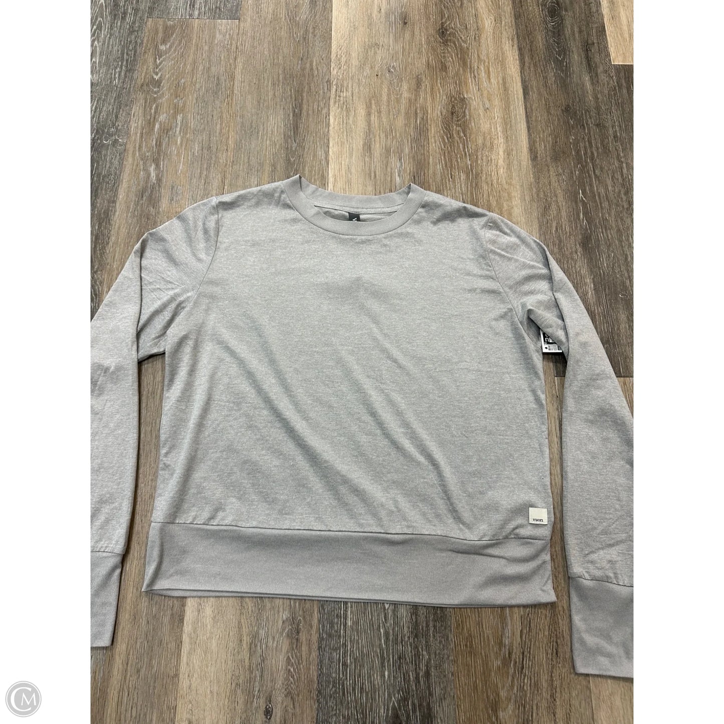 Athletic Top Long Sleeve Crewneck By Vuori In Grey, Size: M