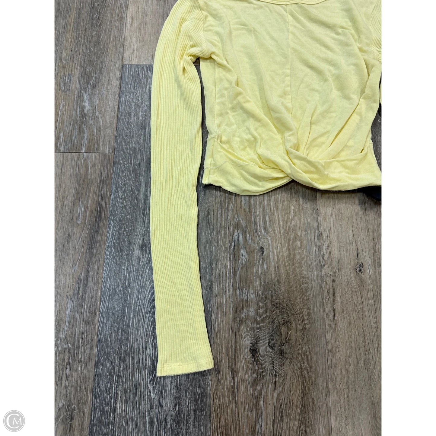 Athletic Top Long Sleeve Crewneck By Alo In Yellow, Size: S